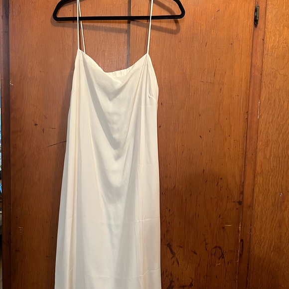Casual Ivory Midi Wedding Dress - Picture 8 of 9
